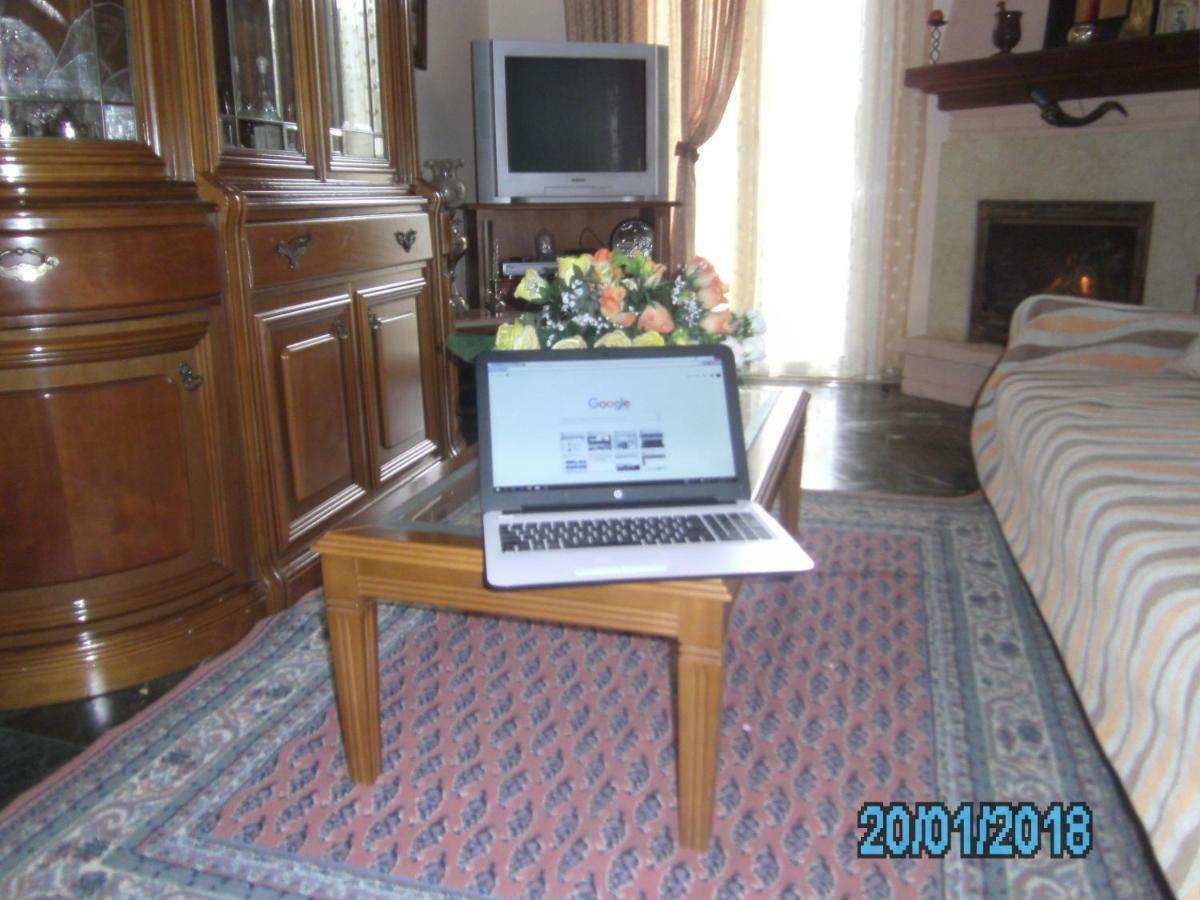 George'S House Apartment Agios Matthaios  Exterior photo